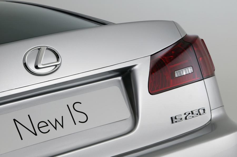  Lexus IS250 2005 года  (фото 113 из 141)